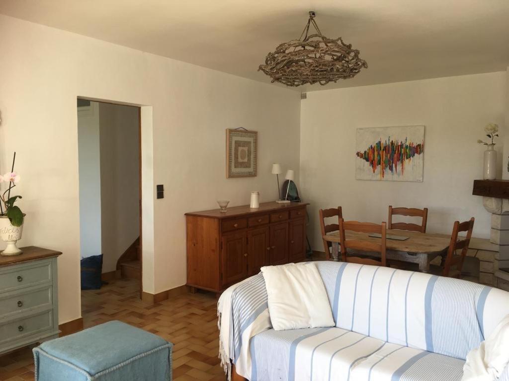 Villa Le Petit Givry Celles  Esterno foto